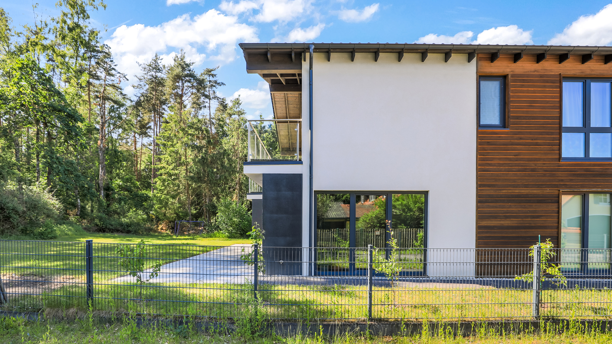 Haus-Seitenansicht